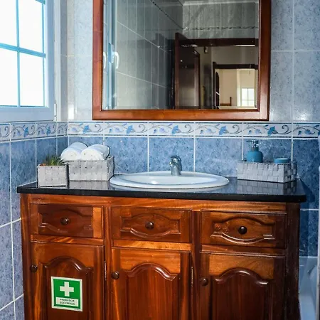 Casa Da Rua Nova Nordeste (Azores)