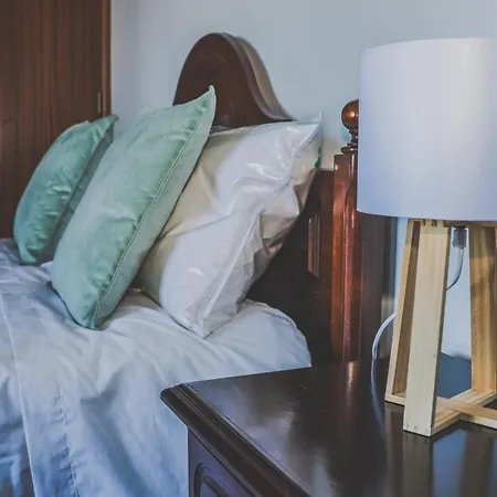 Casa Da Rua Nova Casa de Férias *